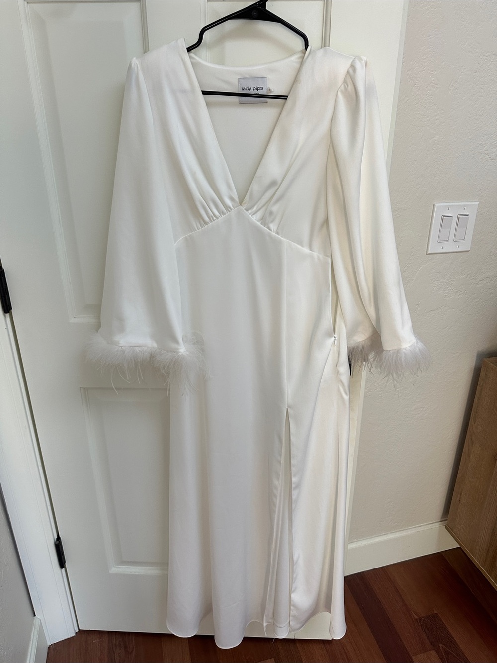 Lady Pipa Ivory Satin Robe with Feather Cuff